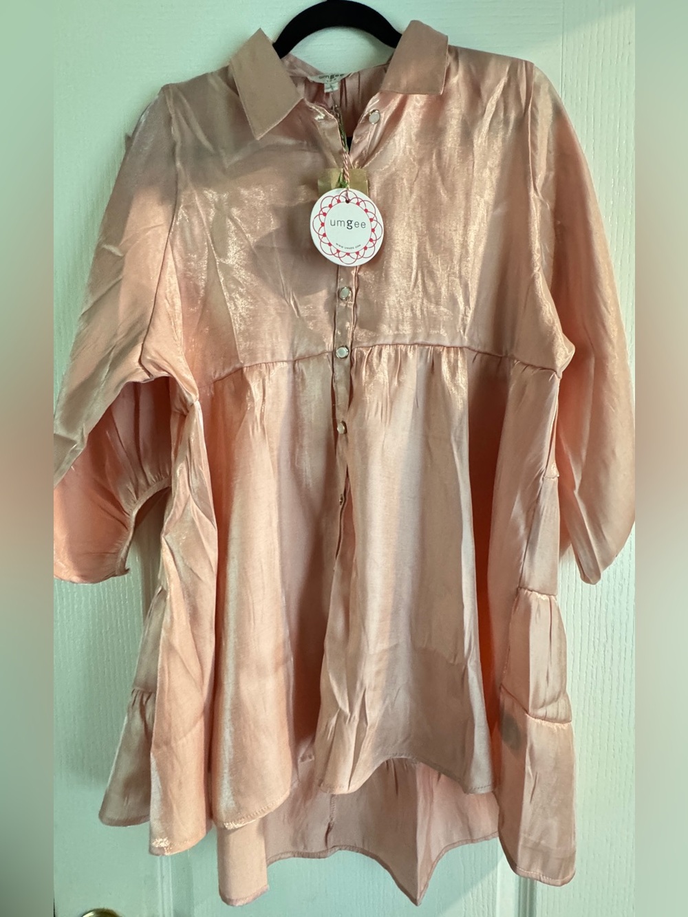 Umgee Blush Pink Shimmer Button-Front Peplum Hi-low Blouse